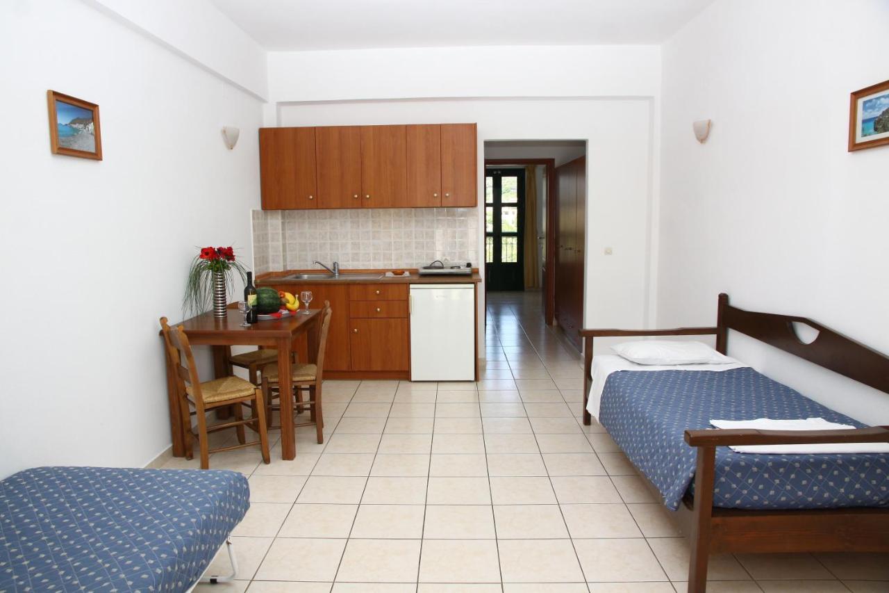 Camari Garden Hotel Apartments Gerani Chanion Exterior foto